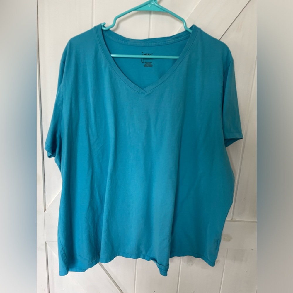 JMS, 4x, 26w/28w, v neck, summer tee. Teacher, school, vacation ready!